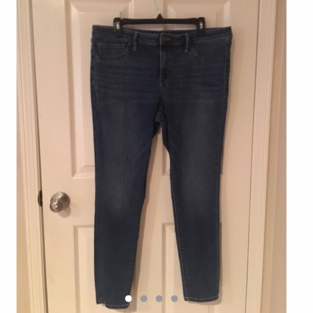 mossimo mid-rise jeggings!